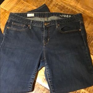 Gap Always Skinny 1969 dark wash jeans